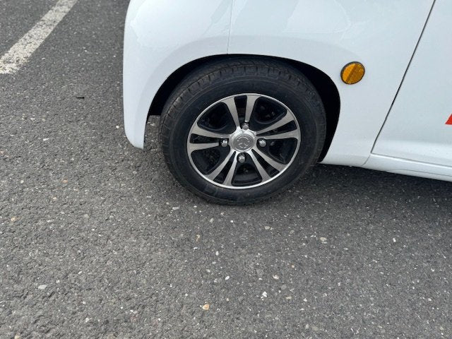 Ecolo Cycle, ET4 Cruise Connect Cube, Quadriporteur Cabine Fermée (72 Volts) (5000 Watts) (100Ah)