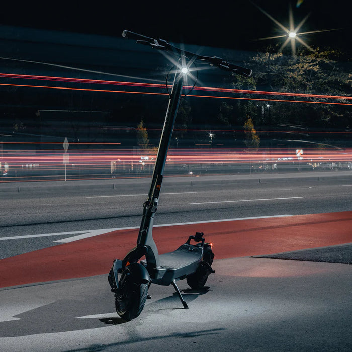 Apollo City 2024, Trottinette Électrique (48 Volts) (20Ah) (2x500 Watts) (2x1000 Watts/Peak)