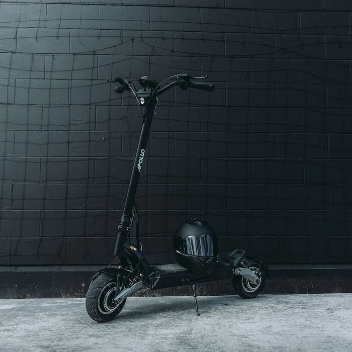 Apollo Phantom V4, Trottinette Électrique (52 Volts) (23,4Ah) (2x1200 Watts)