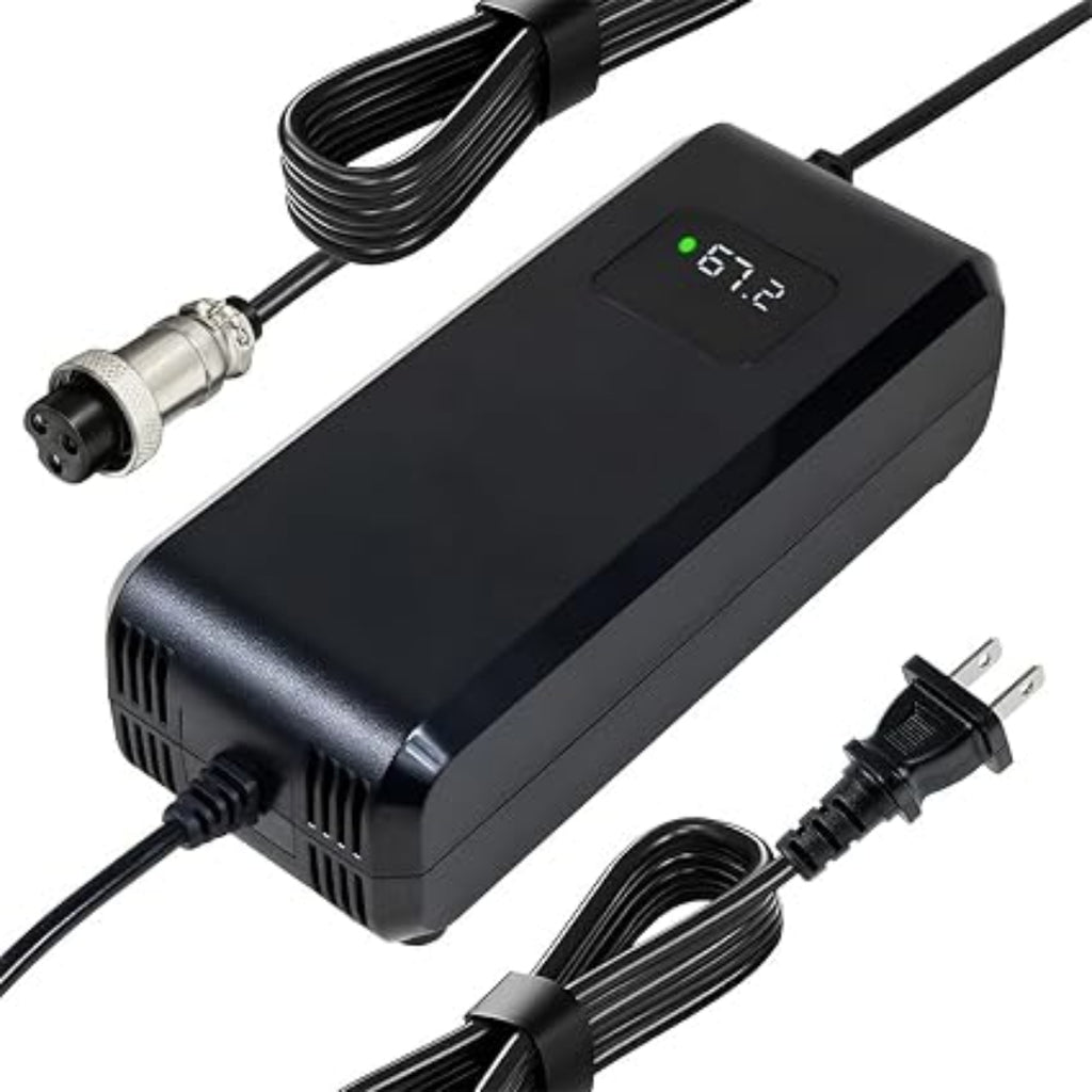 Chargeur (67,2 Volts / 3 AH) (AC Input 100-240 Volts) Lithium-Ion à Connecteur XLR Femelle
