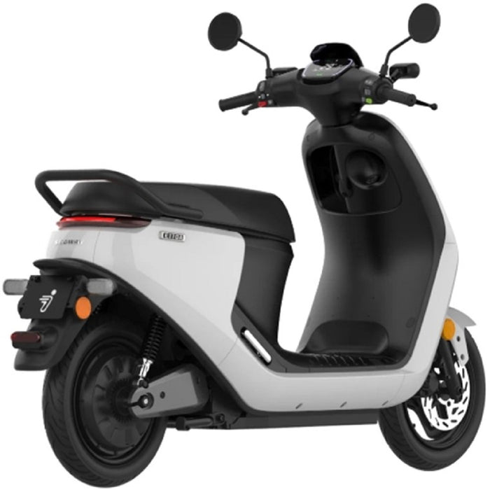 Segway, E110A, Scooter Électrique (48 Volts) (30Ah) (1500 Watts)