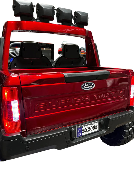 Ford Super Duty F450, Raised (24 Volt Battery) (4 Motors, 2x750 Watts Rear+2x550 Watts Front) (2 Seats)