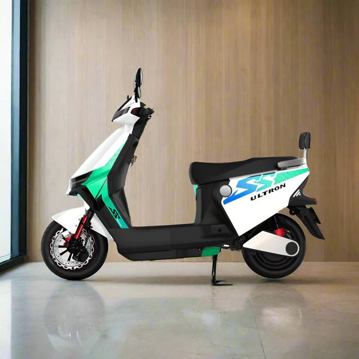 Gio Ultron, Scooter Électrique (60 Volts) (500 Watts) (20Ah) (2 Places) Immatriculable Scooter