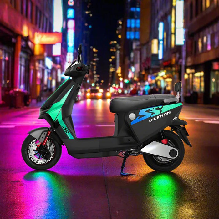 Gio Ultron, Scooter Électrique (60 Volts) (500 Watts) (20Ah) (2 Places) Immatriculable Scooter