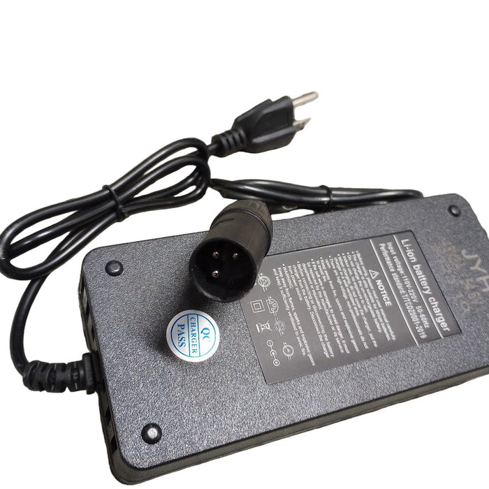 Chargeur (48V/3A (54.6V)) Lithium-Ion Connecteur XLR Male