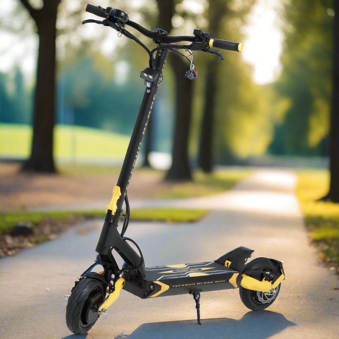 Teverun, Blade Mini Pro, Trottinette Électrique (48 Volts) (15,6Ah) (2x500 Watts) (1200 Watts/Peak) (2400 Watts/Peak Total)