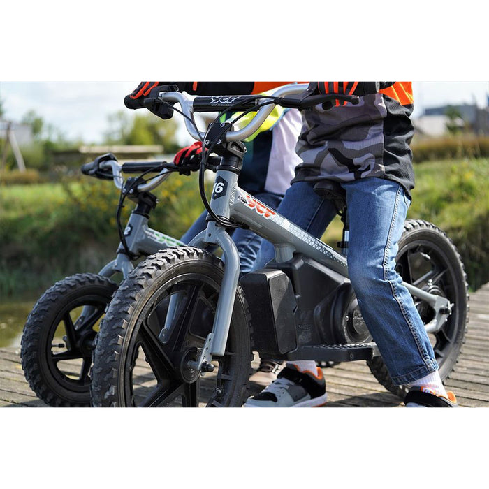 YCF, Mini YCF 16, Vélo Électrique pour Enfants (24 Volts) (2x 5,2Ah) (250 Watts)