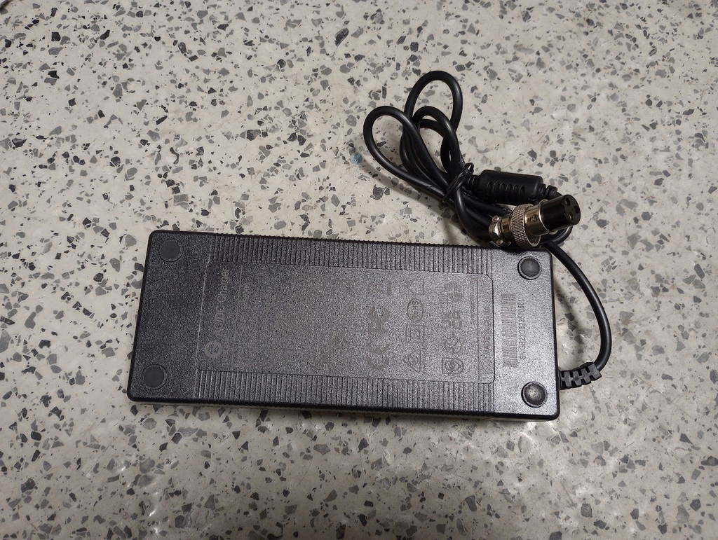 84V/5Ah fast charging charger