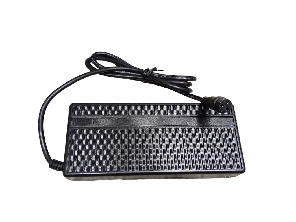 Chargeur (58.8V/2A) Lithium-Ion Connecteur XLR Femelle