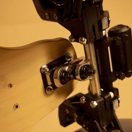 Stern Original, E-Board Électrique (3 Roues) (48 Volts) 15 Ah) (2000 Watts)