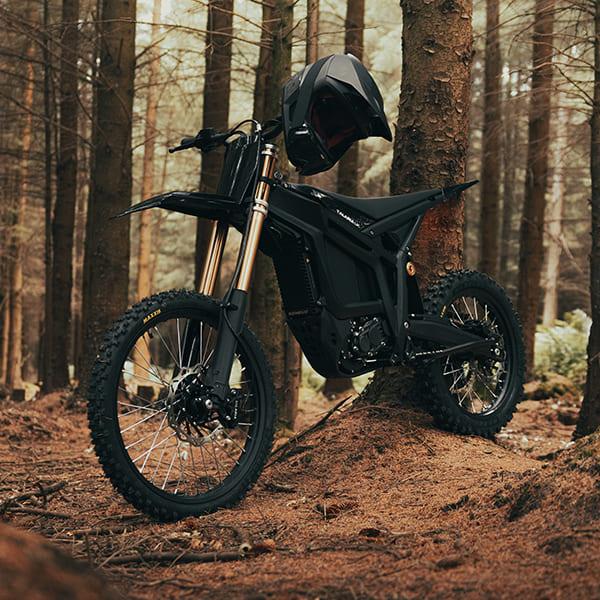Talaria, Komodo, Motocross Électrique (96 Volts) (45Ah) (8600 Watts) (32000 Watts Crête)