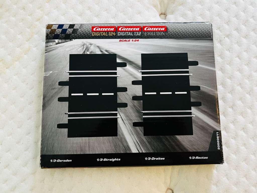 Carrera Digital 124/132/Evolution, 1/3 Straight Lines (2) 