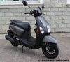 Venom Roma, Scooter à Essence (4 Temps) (49cc) (2 Places) (14 Ans+) Légal sur Route